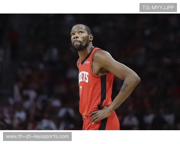 杜兰特与队友合力带队连胜，篮球场上的不朽传奇